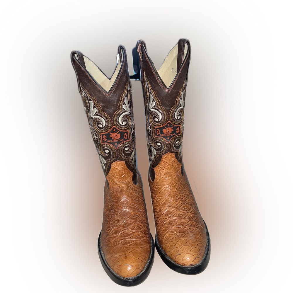 Black Anteater Boots Print